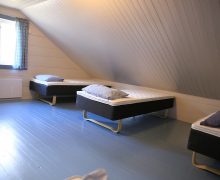 Overnattingsrom på Nesholmen med senger